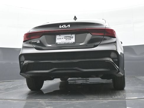 Used 2024 Kia Forte LX FWD image 38