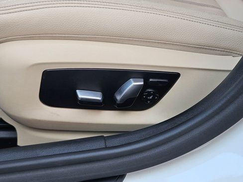 Used 2018 BMW 530i w/ Premium Package RWD image 21