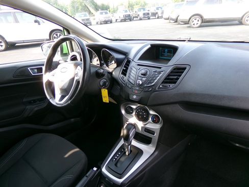 Used 2014 Ford Fiesta SE FWD image 28
