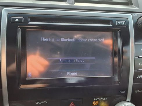 Used 2012 Toyota Camry L image 11