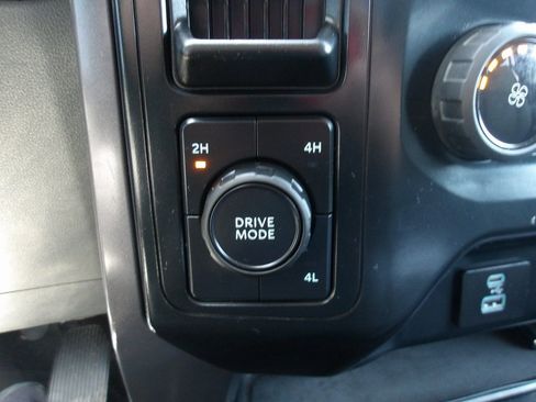 Used 2023 Ford F150 XLT image 16