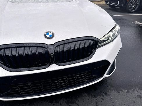 Certified 2025 BMW 330i xDrive Sedan w/ M Sport Package AWD/4WD image 32
