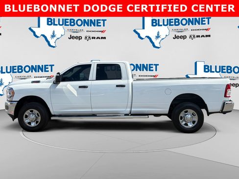 Used 2024 RAM 2500 Tradesman w/ Chrome Appearance Group AWD/4WD image 8