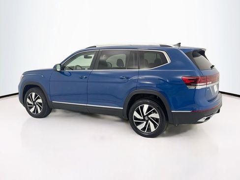 Used 2025 Volkswagen Atlas SEL AWD/4WD image 7