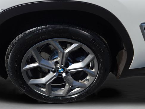 Certified 2024 BMW X3 sDrive30i w/ Premium Package w/ZPA image 23