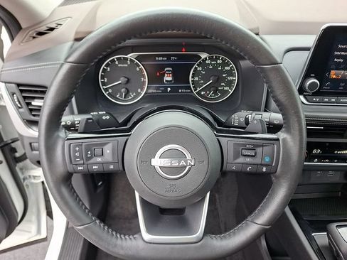 Used 2023 Nissan Rogue SV w/ SV Premium B Package AWD/4WD image 21