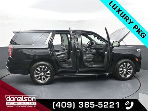 Used 2022 Chevrolet Tahoe LT w/ Luxury Package image 24