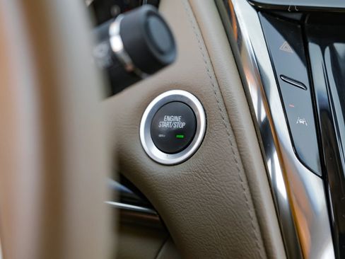 Used 2015 Cadillac CTS Luxury image 23