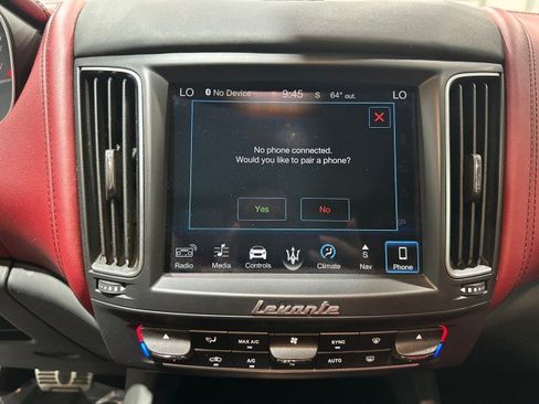 Used 2018 Maserati Levante GranSport AWD/4WD image 38