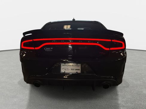 Used 2018 Dodge Charger R/T Scat Pack image 6