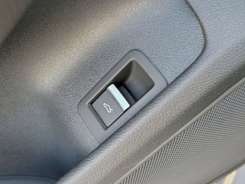 Used 2019 Audi A4 2.0T Premium w/ Convenience Package FWD image 27