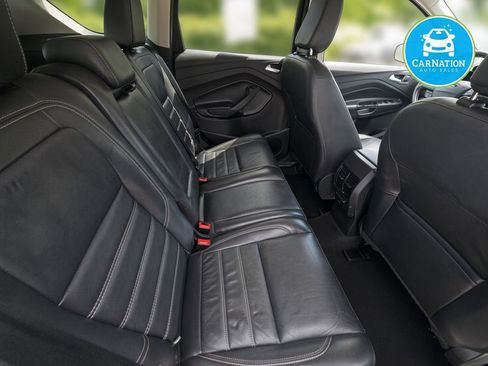 Used 2019 Ford Escape Titanium AWD/4WD image 7