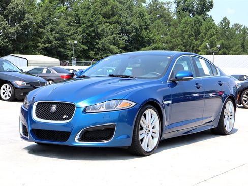 Used 2013 Jaguar XF R RWD image 3