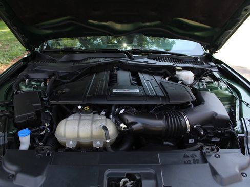 Used 2022 Ford Mustang GT Premium RWD image 24