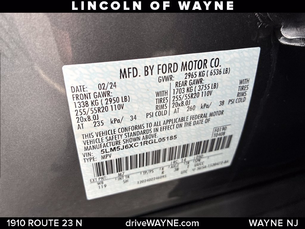 Certified 2024 Lincoln Aviator AWD w/ Premium Package image 32
