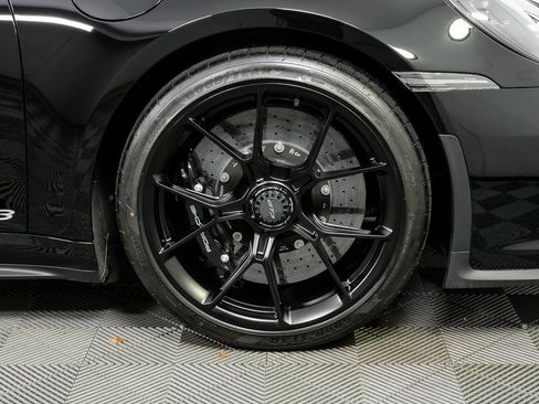 Certified 2023 Porsche 911 GT3 image 36