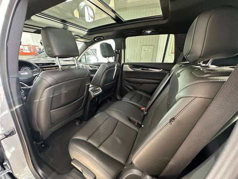 Used 2023 Cadillac XT6 Premium Luxury w/ Technology Package image 47