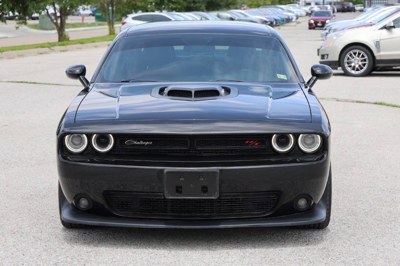 Used 2018 Dodge Challenger R/T Scat Pack RWD image 5