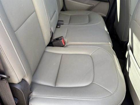 Used 2016 GMC Canyon SLT w/ Driver Alert Package image 16