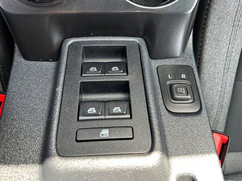 Used 2025 Ford Bronco 4-Door w/ Sasquatch Package AWD/4WD image 36