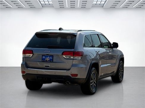 Used 2020 Jeep Grand Cherokee Limited w/ Luxury Group II image 5