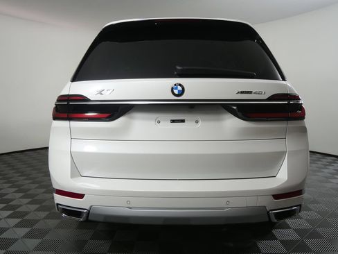 New 2027 BMW X7 xDrive40i AWD/4WD image 4