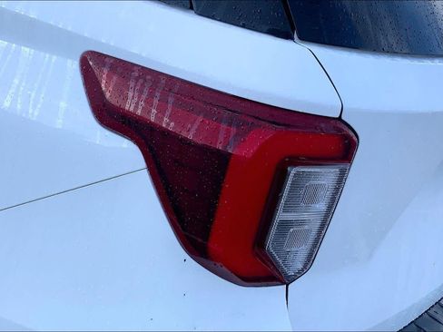 Used 2022 Ford Explorer ST w/ Equipment Group 401A AWD/4WD image 27