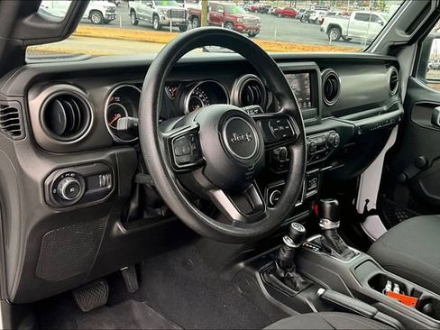 Used 2023 Jeep Wrangler Sport image 14