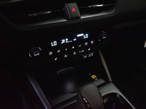 New 2026 Subaru Outback Limited AWD/4WD image 17