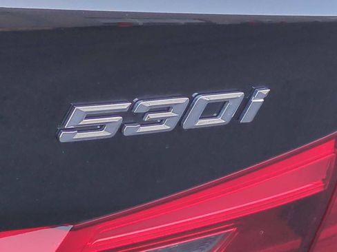 Used 2017 BMW 530i xDrive image 12
