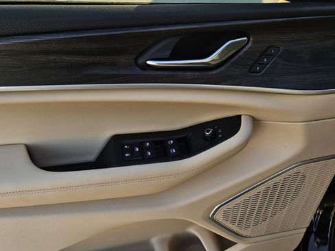 New 2026 Jeep Grand Cherokee Limited AWD/4WD image 15