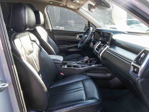Used 2023 Kia Sorento SX AWD/4WD image 18