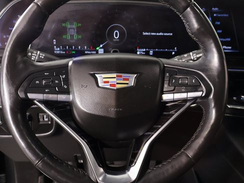 Used 2023 Cadillac Escalade Sport image 3