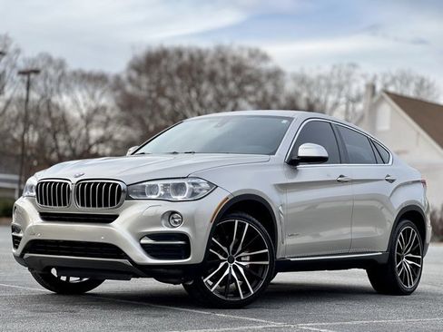 Used 2015 BMW X6 xDrive50i image 1
