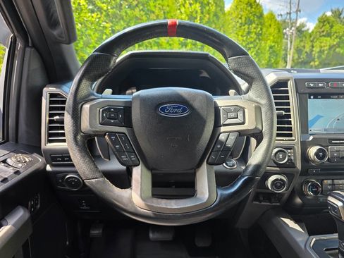 Used 2018 Ford F150 Raptor w/ Equipment Group 802A Luxury image 22