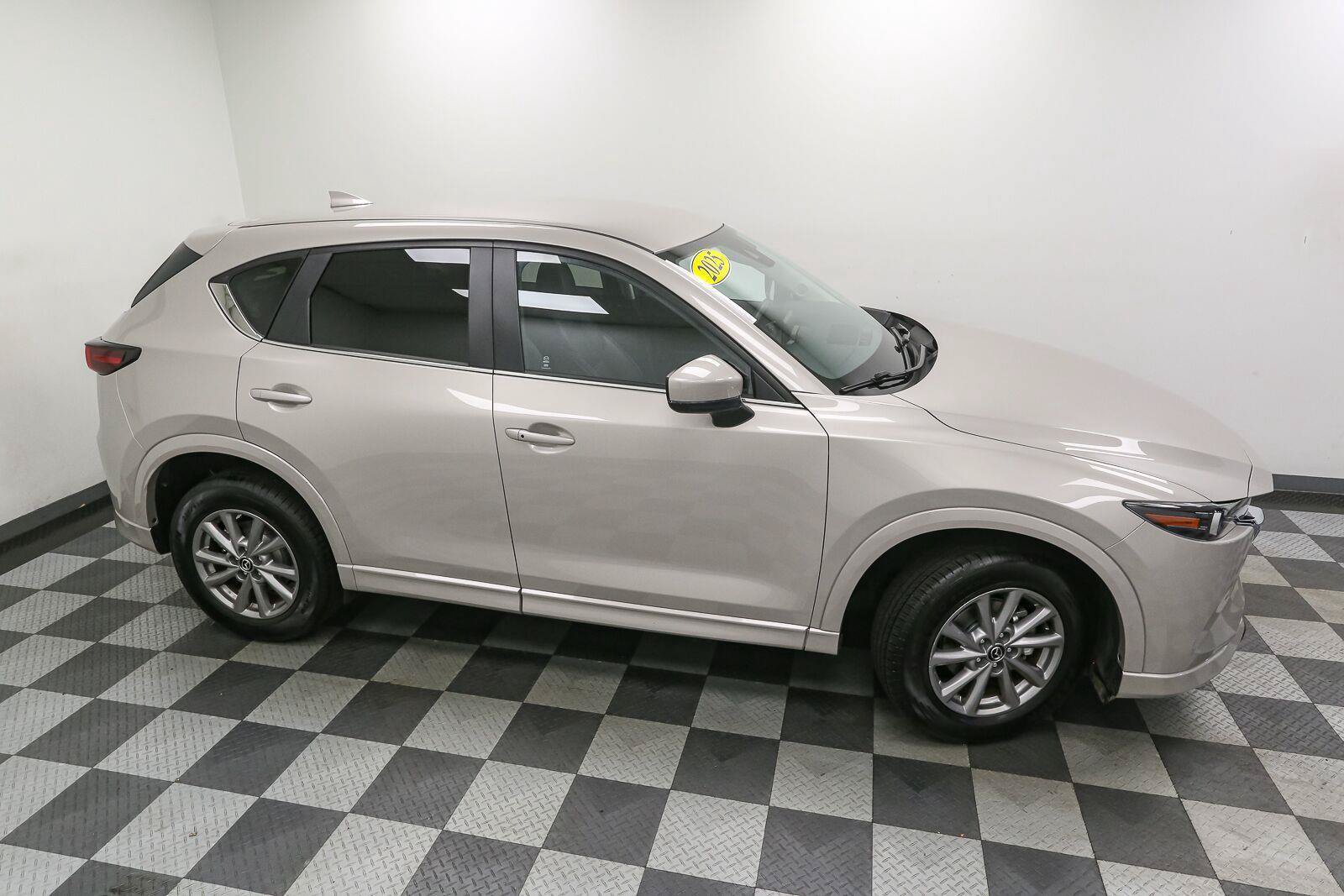 Used 2025 MAZDA CX-5 AWD 2.5 S w/ Select Package image 5