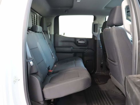 Used 2022 Chevrolet Silverado 1500 Custom image 16