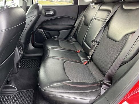 Used 2018 Jeep Compass Trailhawk image 22