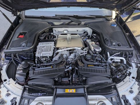 Used 2019 Mercedes-Benz E 63 AMG S image 33