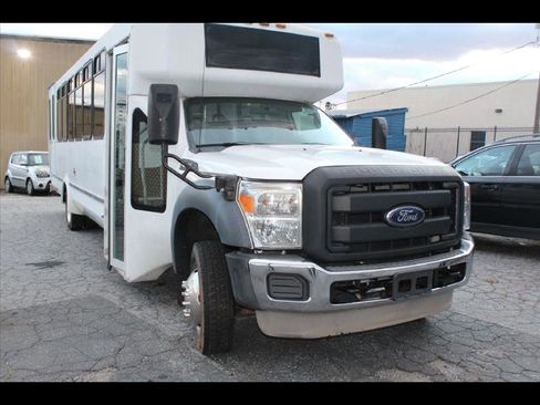 Used 2013 Ford F550 2WD Regular Cab Super Duty w/ Payload Upgrade Pkg image 1