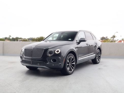 Certified 2018 Bentley Bentayga AWD/4WD image 8