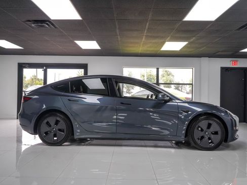 Used 2023 Tesla Model 3 Standard Range RWD image 5