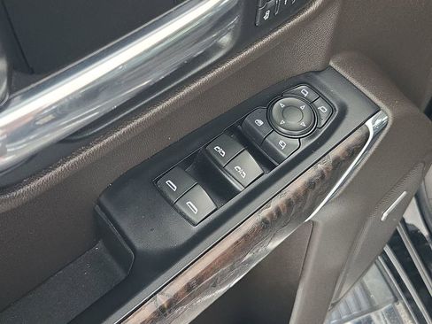 Used 2019 GMC Sierra 1500 Denali w/ Technology Package AWD/4WD image 29