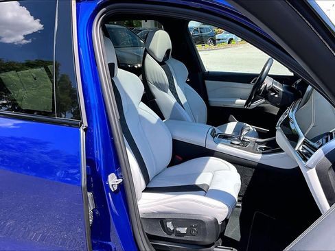Certified 2023 BMW X5 M w/ Executive Package image 9