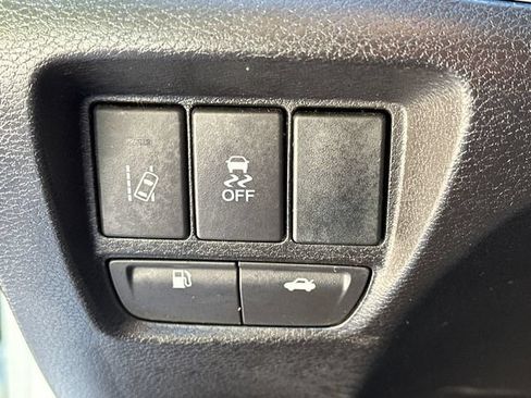 Used 2015 Acura TLX w/ Technology Package AWD/4WD image 28