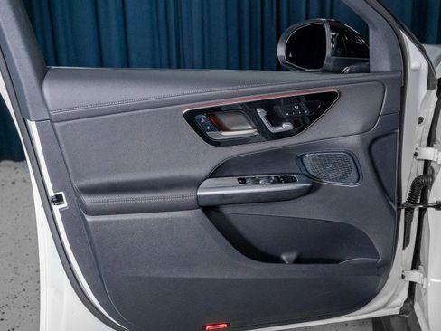 Certified 2026 Mercedes-Benz GLC 300 image 12