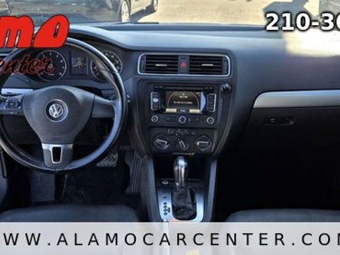 Used 2012 Volkswagen Jetta SEL image 35