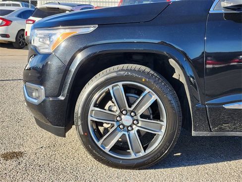 Used 2019 GMC Acadia Denali w/ Technology Package image 9