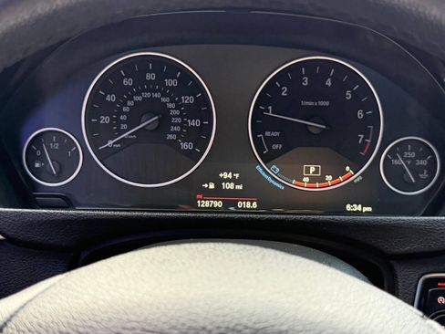 Used 2017 BMW 320i xDrive Sedan AWD/4WD image 16