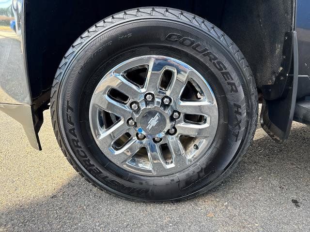 Used 2016 Chevrolet Silverado 2500 LT w/ LT Convenience Package AWD/4WD image 10